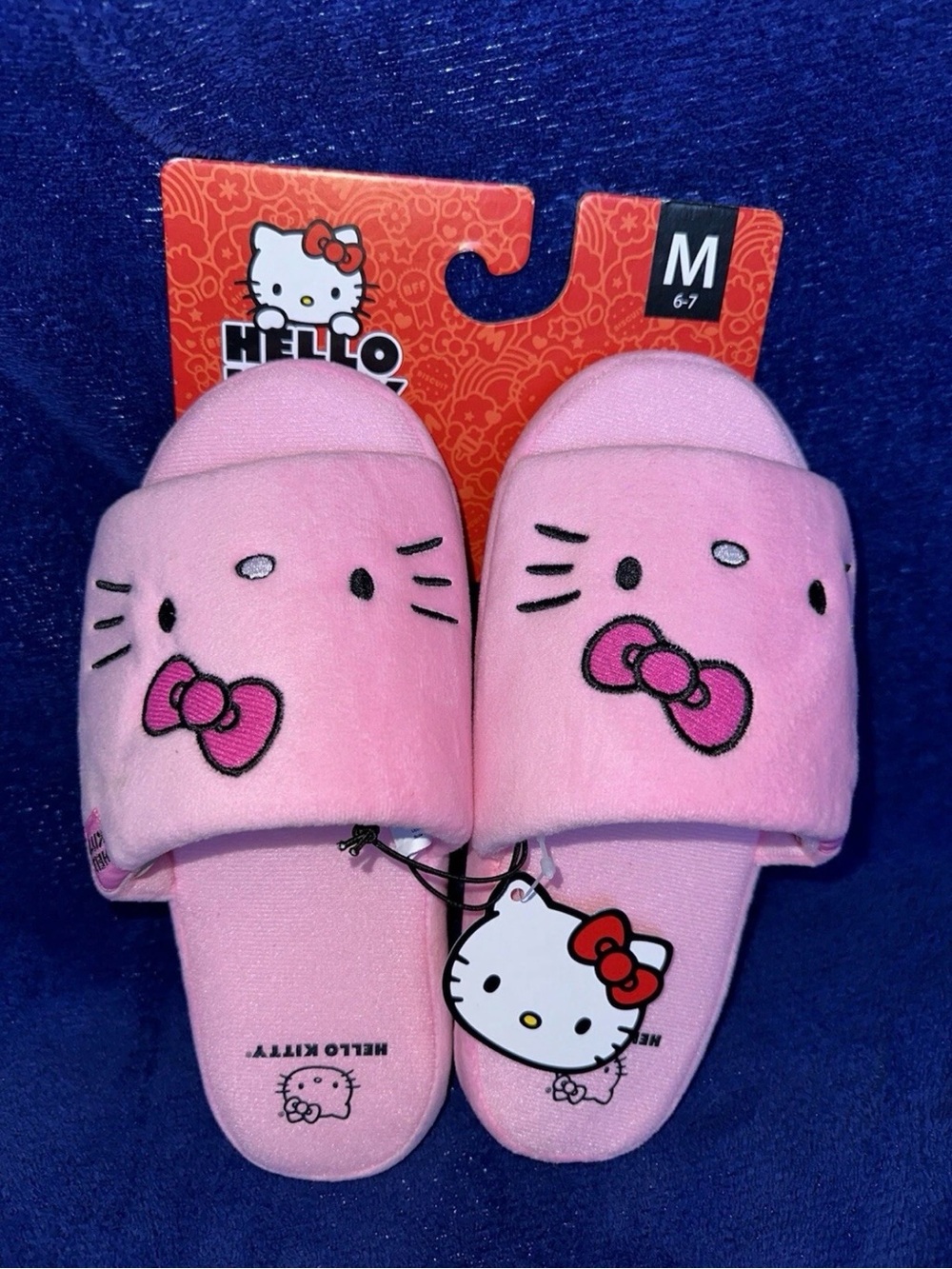 New Hello Kitty Plush Velour Embroidered Womens Slippers Size 6/7